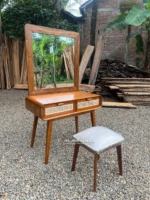 Meja Rias Kayu Jati Minimalis