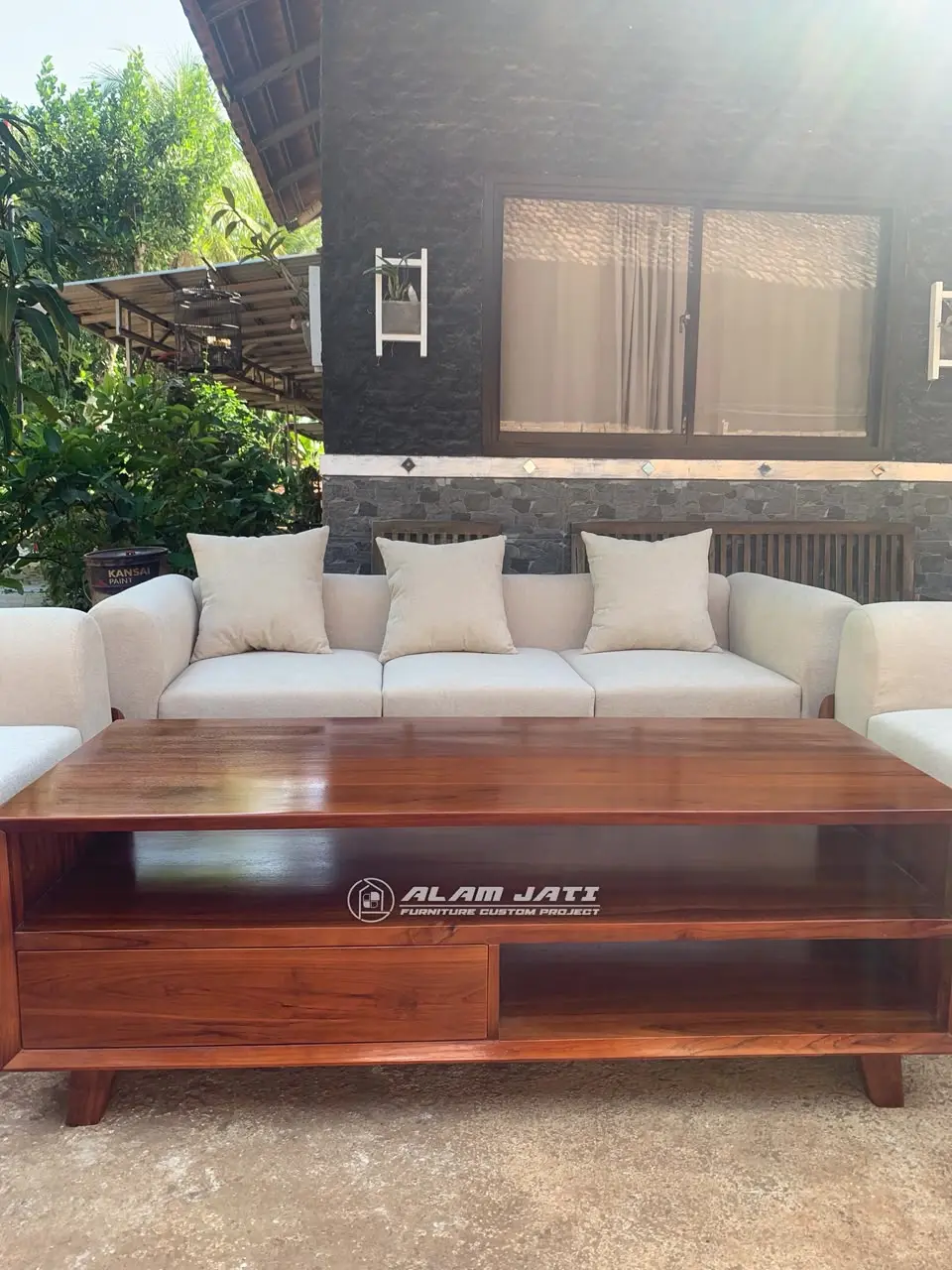 Sofa Tanduk Eksklusif